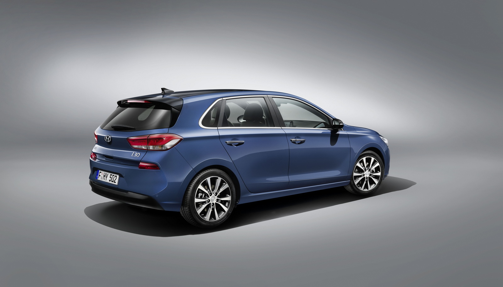 2017-hyundaii30-09