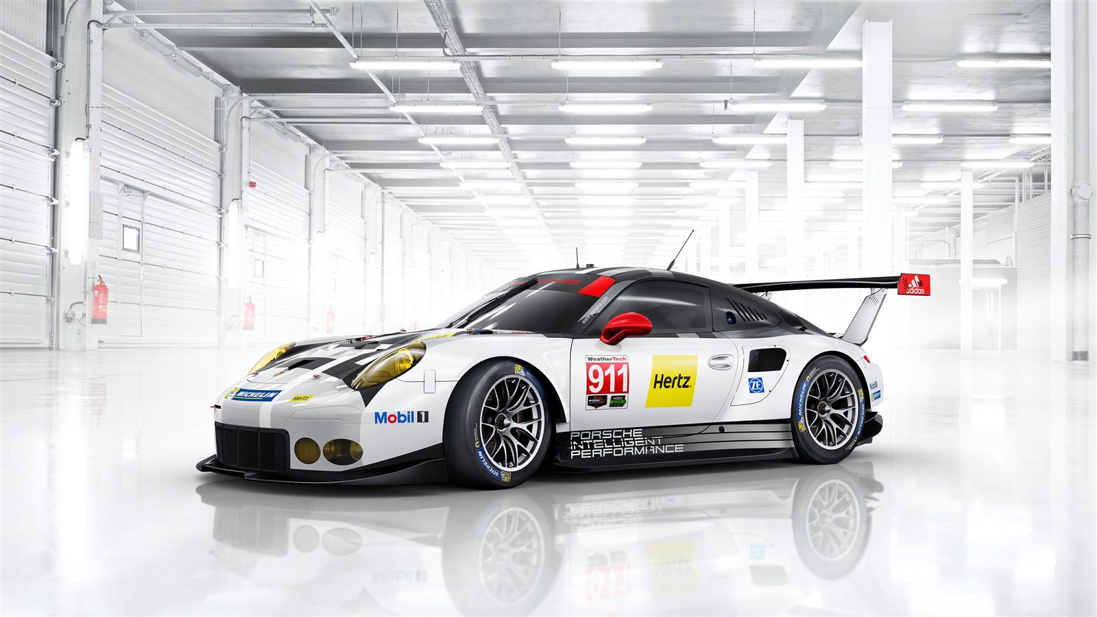 porsche-911-rsr-1