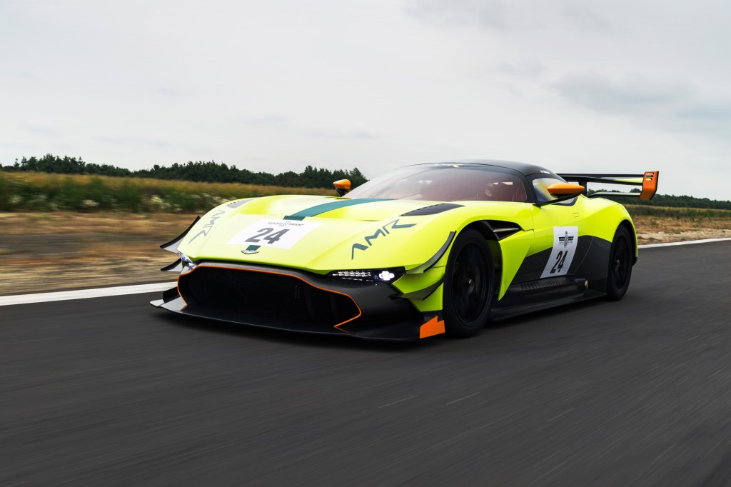 Aston Martin Vulcan AMR Pro: Extremely&nbsp;Wild