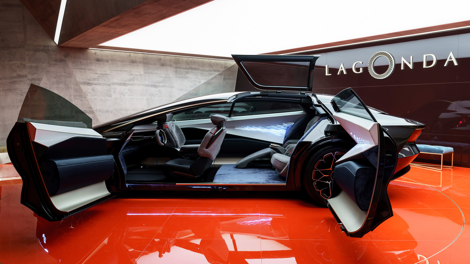 Geneva_Motor_Show__Lagonda_Vision_Concept_11993