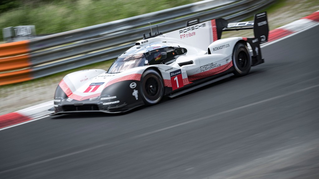 Porsche 919 Evo obliterates the all-time Nürburging lap&nbsp;record