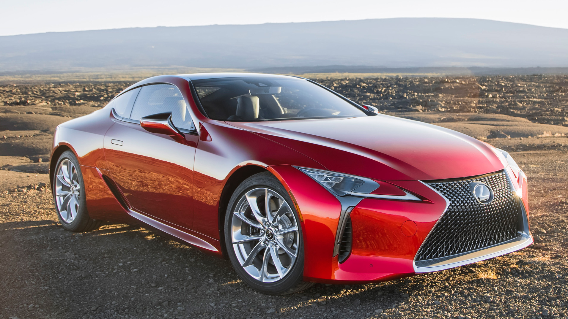 2018_Lexus_LC_500_003_23B281C160E01823DB7C49CC17B3BDB014CEC9CA