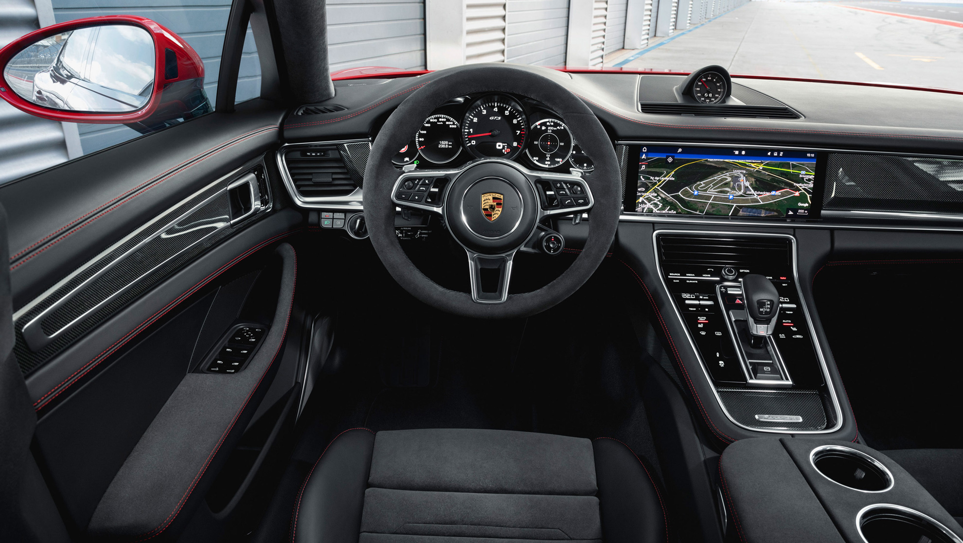 high_panamera_gts_2018_porsche_ag(2)