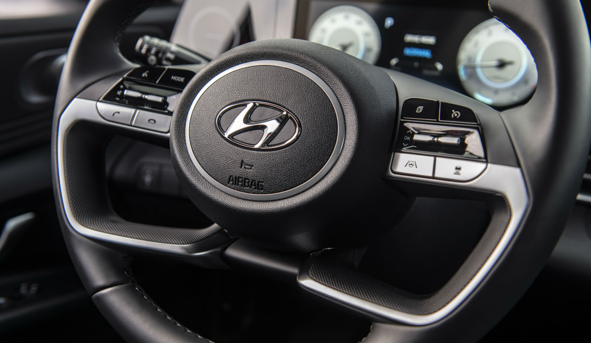 Large-40581-2021Elantra