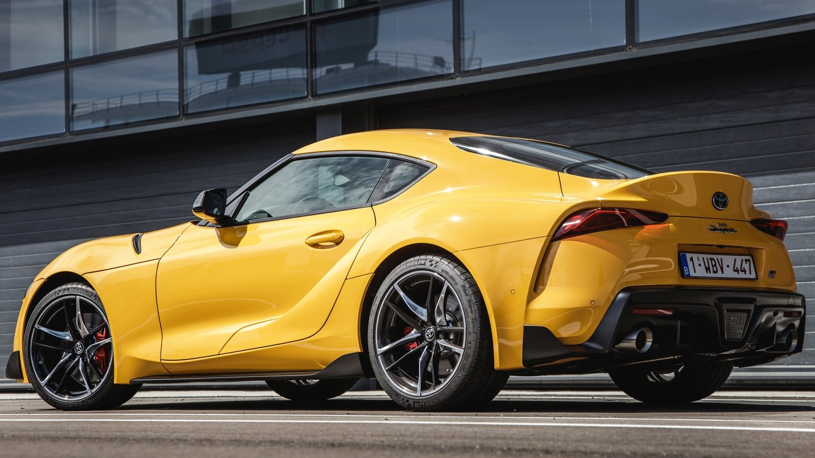 Toyota-Supra-2020-1600-3d