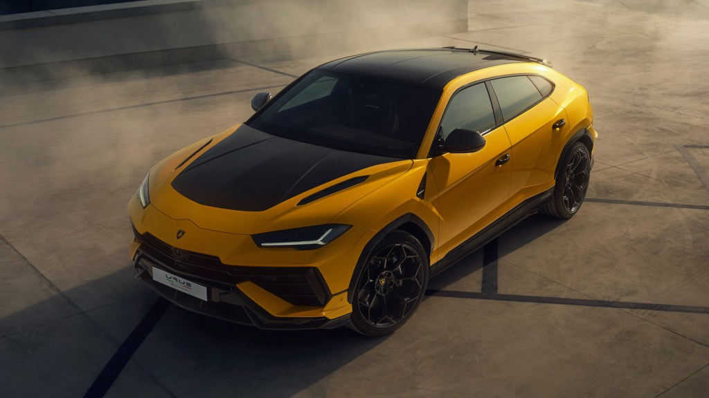 Lamborghini Urus Performante Breaks Cover: Lighter, Meaner,&nbsp;Faster
